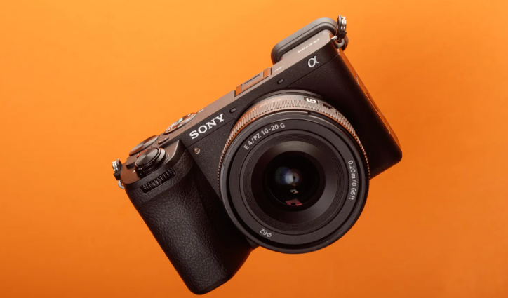 Full Frame vs APS-C: I Almost Sold My A6700 to Upgrade. Here's What Stopped Me.