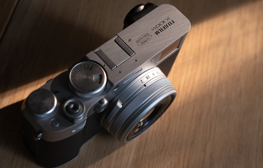 Is the Fujifilm X100VI Worth It in 2026? What I Gave Up When I Sold My Sony