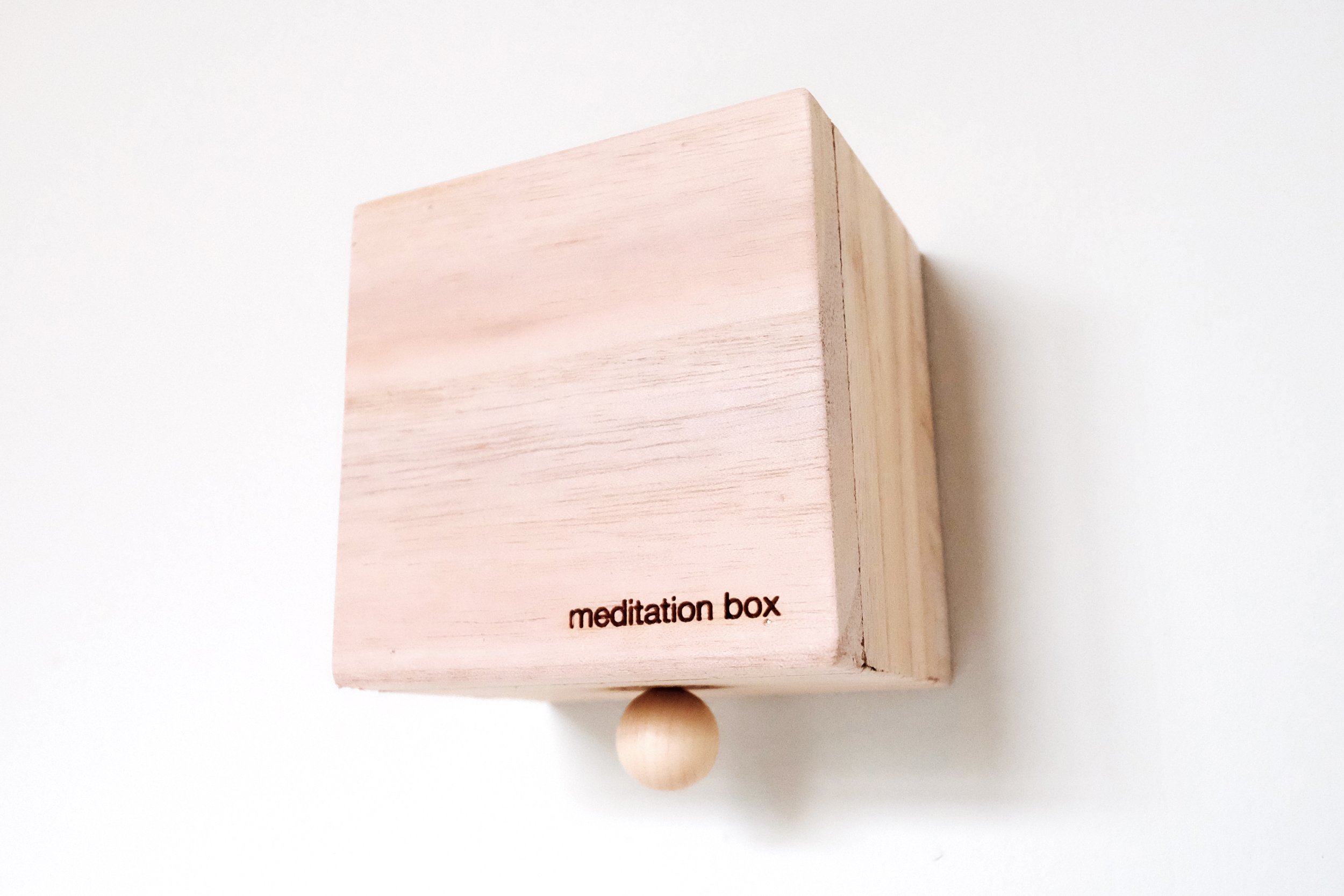 Meditationbox-frontside.jpg