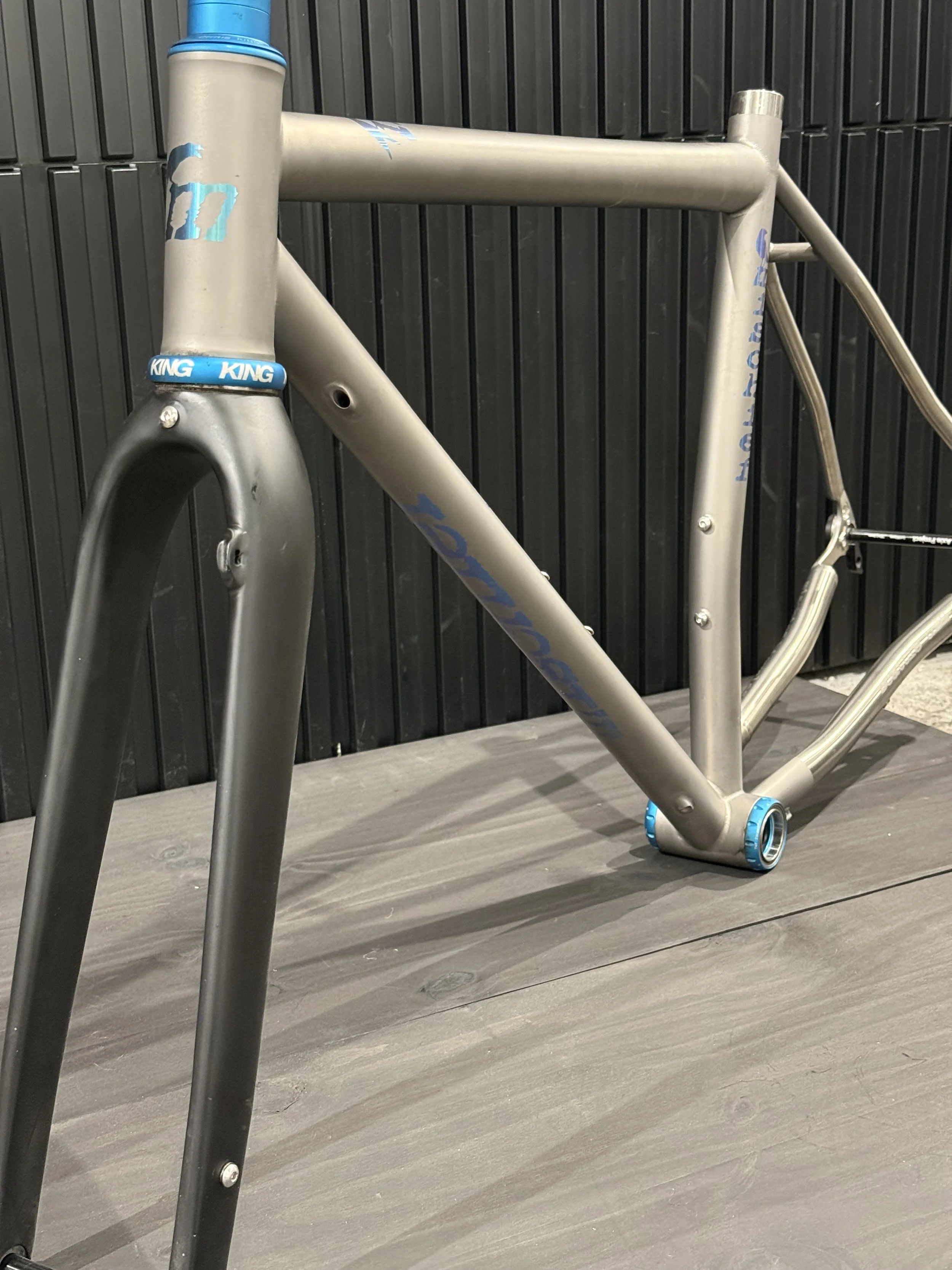 MrDr // All-Road + Gravel - Size Medium