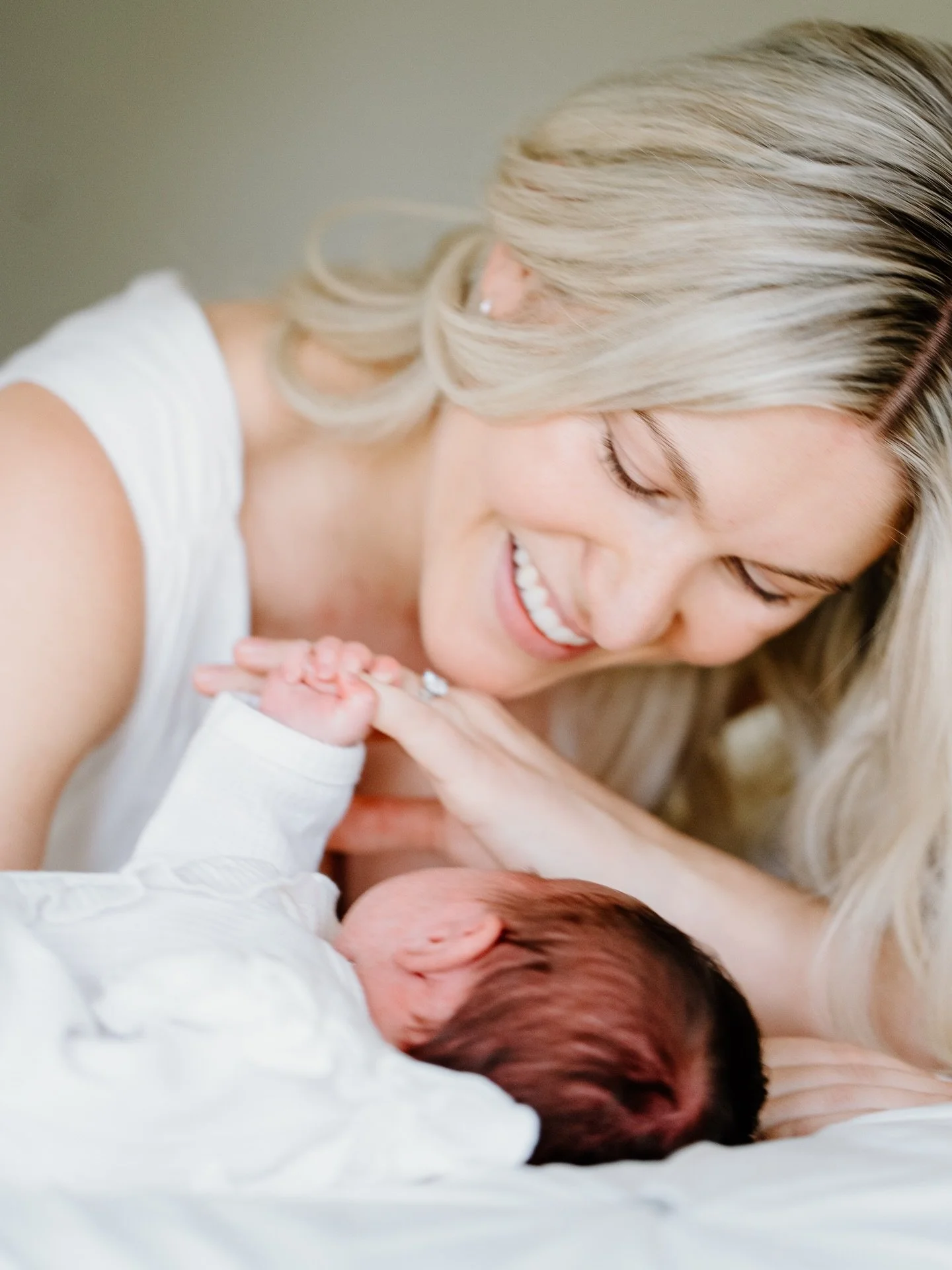 SEATTLE MOTHER&rsquo;S DAY MINIS 2026 NOW LIVE

soft light &bull; natural moments &bull; timeless edits

the perfect way to capture memories, or a thoughtful gift for moms

15 min session &bull; 15 edited images &bull; $175

&rarr; booking link in my