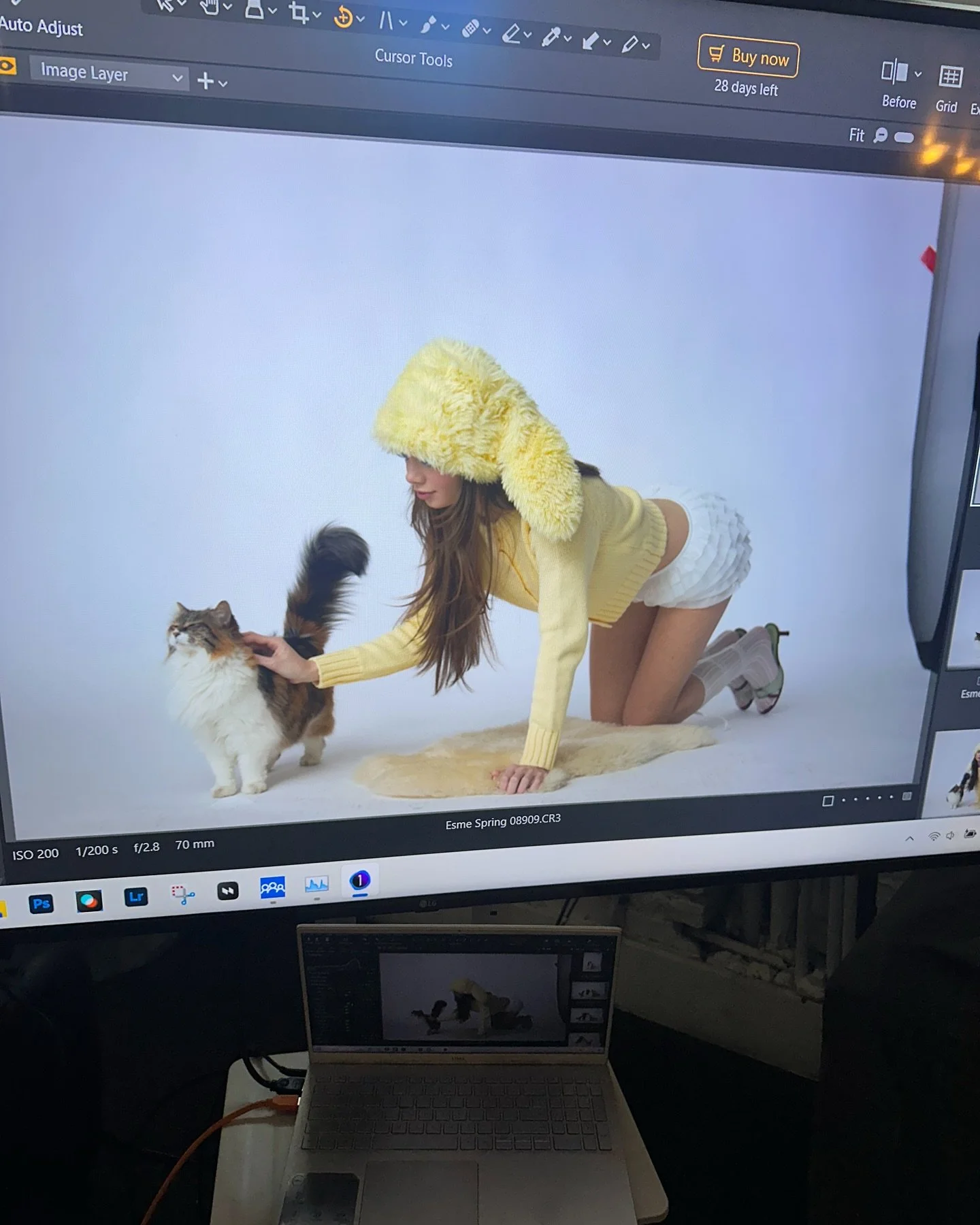 Happy Easter 🐰💐
Model @esmelucie_ 
Makeup @mua__daniela