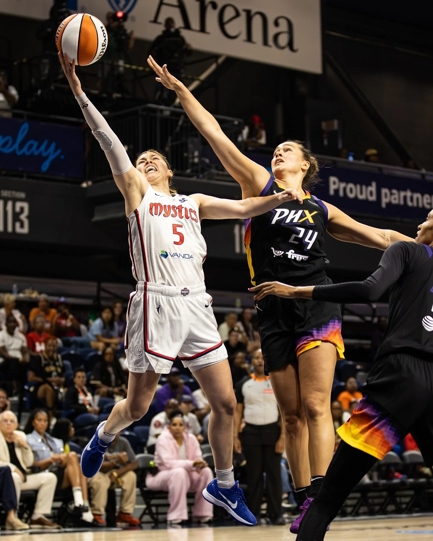 Reminiscing shooting games in between readings for my next class today😢 Here are some more images from the games against the Storm and Mercury❤️&zwj;🔥
