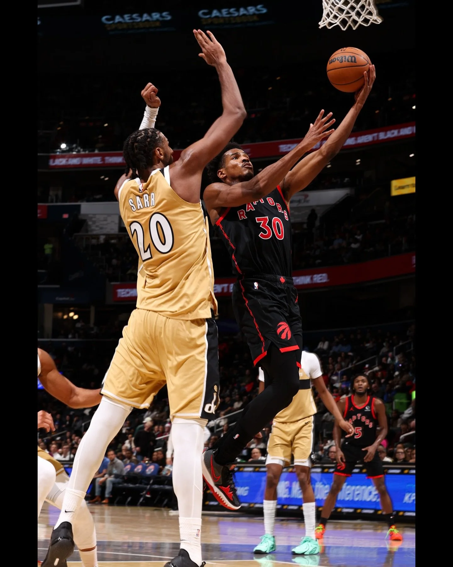 Boxing Day Game shot on strobes for the NBA 📸🏀 I always look forward to being on strobes because it is such a different way of shooting from what I am used to!