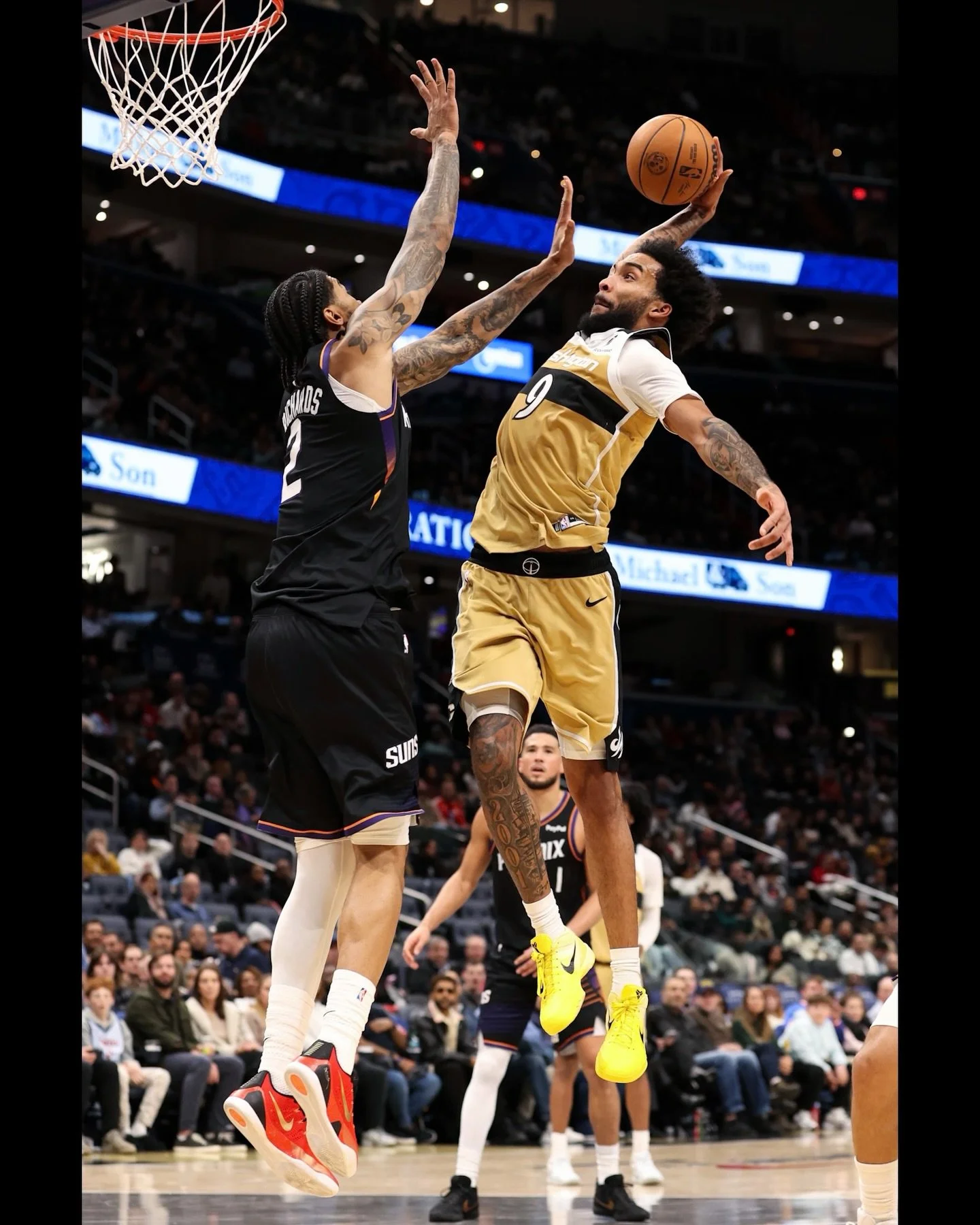 Wiz V. Sun 🌞 📸