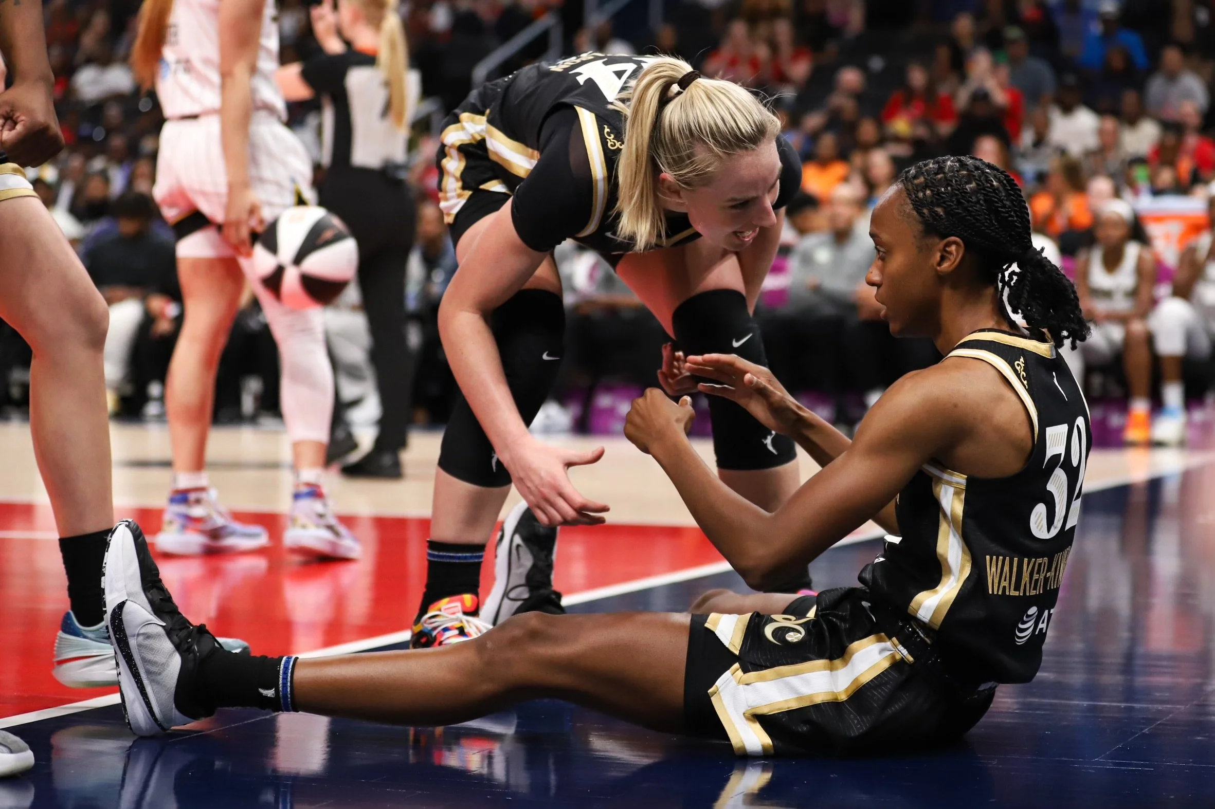 Washington Mystics vs Chicago Sky 06/06/2024