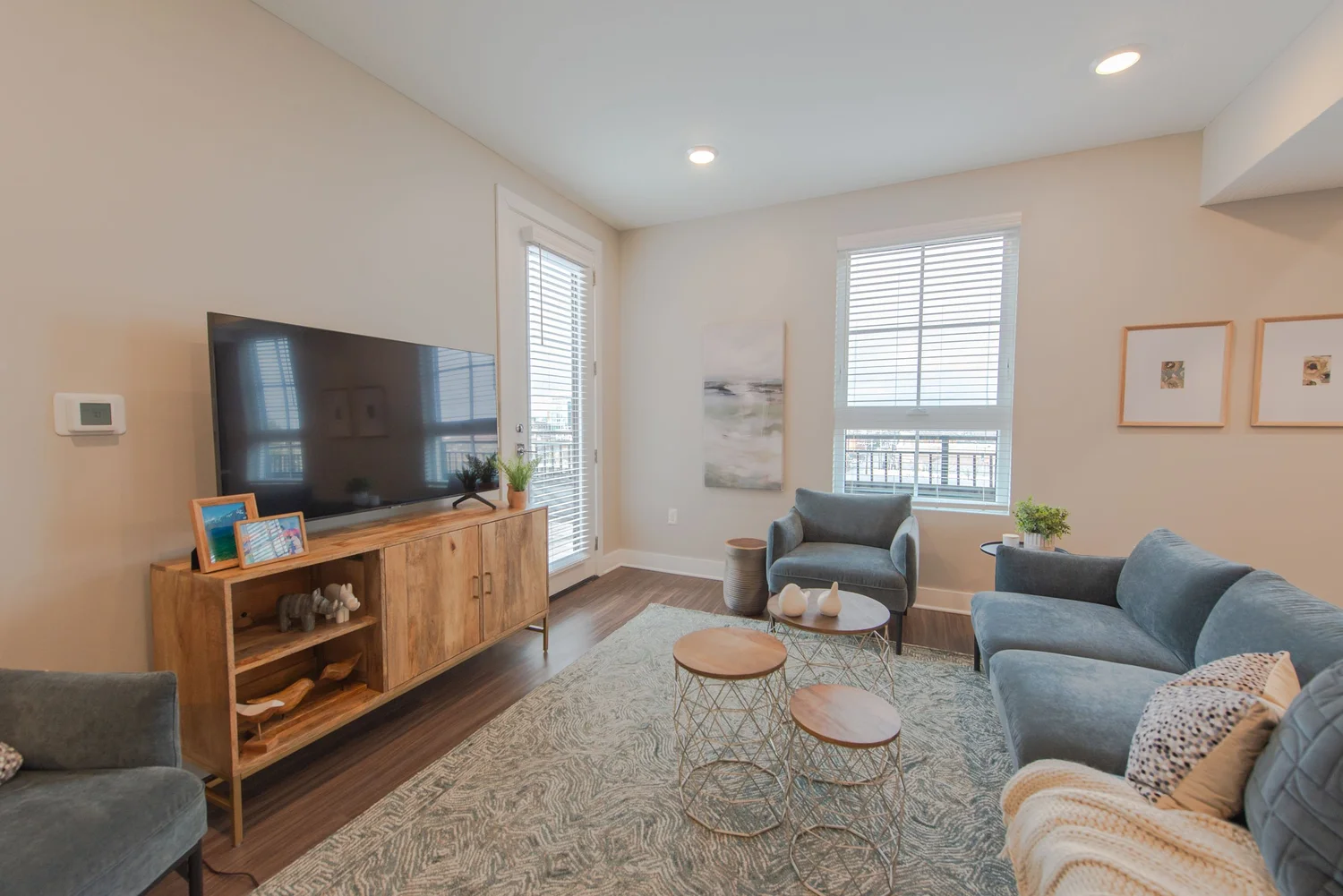 The Aubrey Apartments in Columbus, OH near Short North & OSU