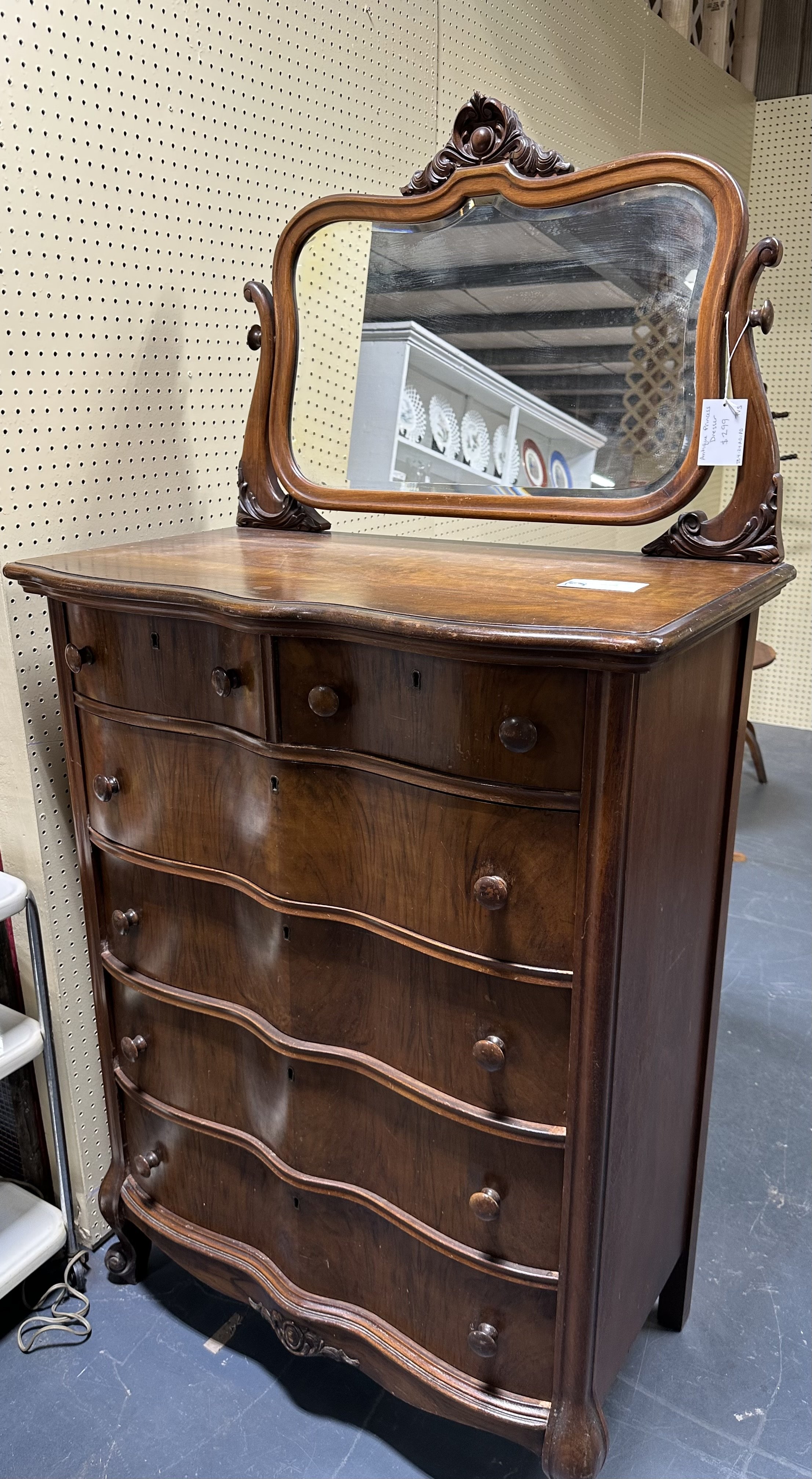 Antique princess dresser $299
