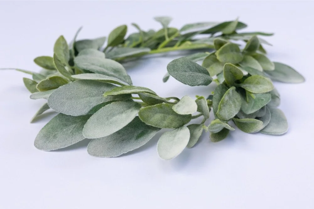 FT greenery collar.jpg