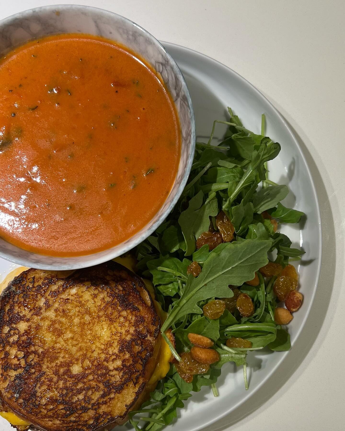 it&rsquo;s just tomato soup and grilled cheese. no long, drawn out caption. 

american and cheddar between a brioche bun flipped inside out. 

@traderjoes tomato soup poured over burst cherry tomatoes and thyme.

the salad is the only thing worth tal