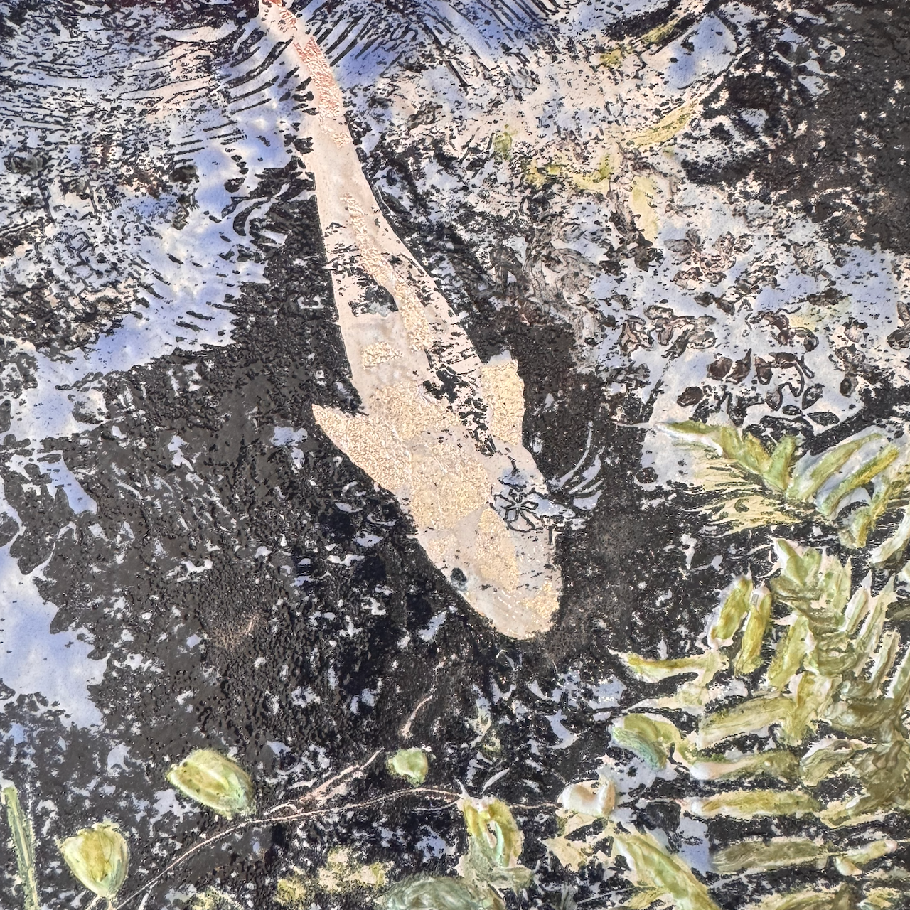 This third layer of enamel captures the blue water enamel layer