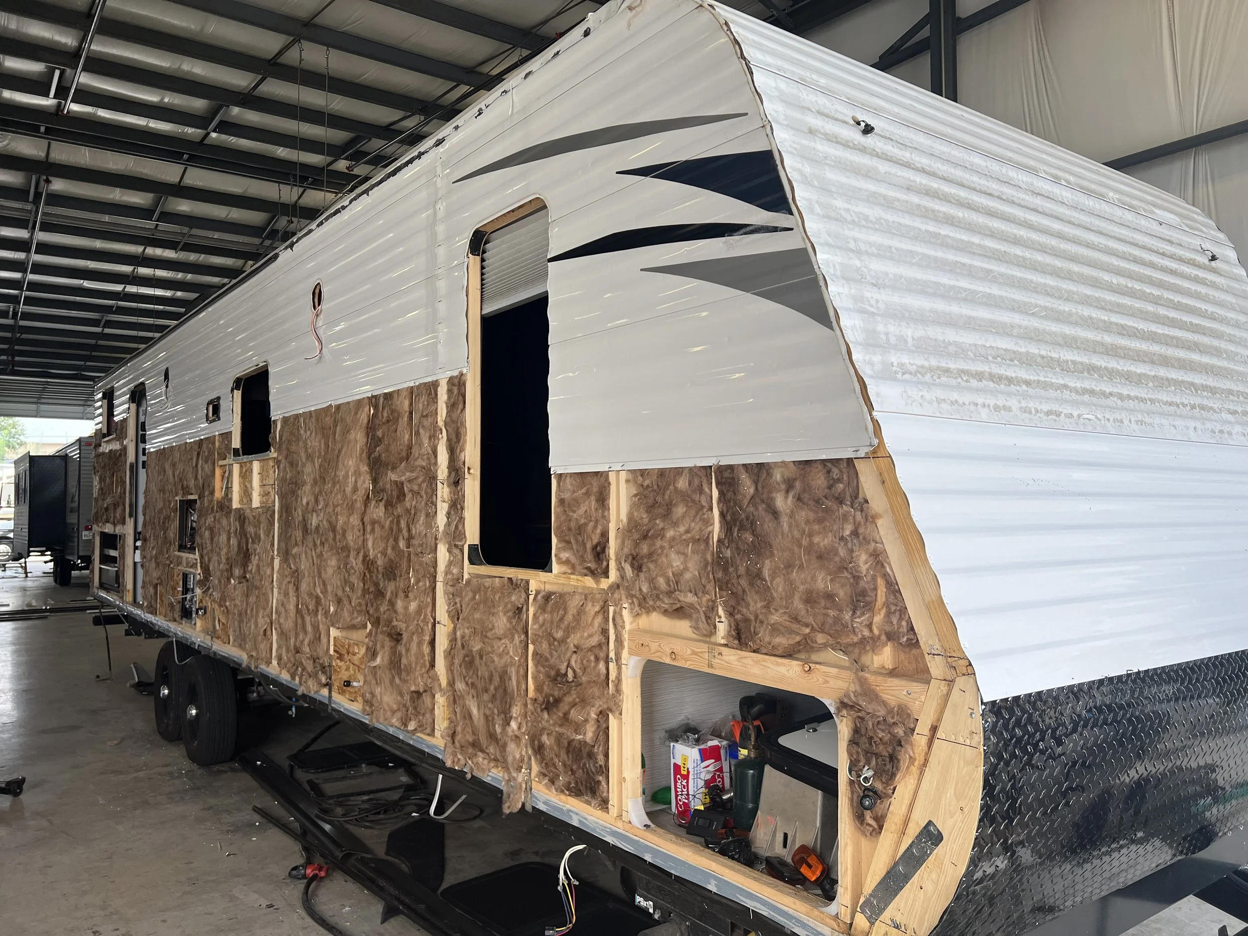 Scruss Man RV Repair / Mobile RV Service Done Right!!!