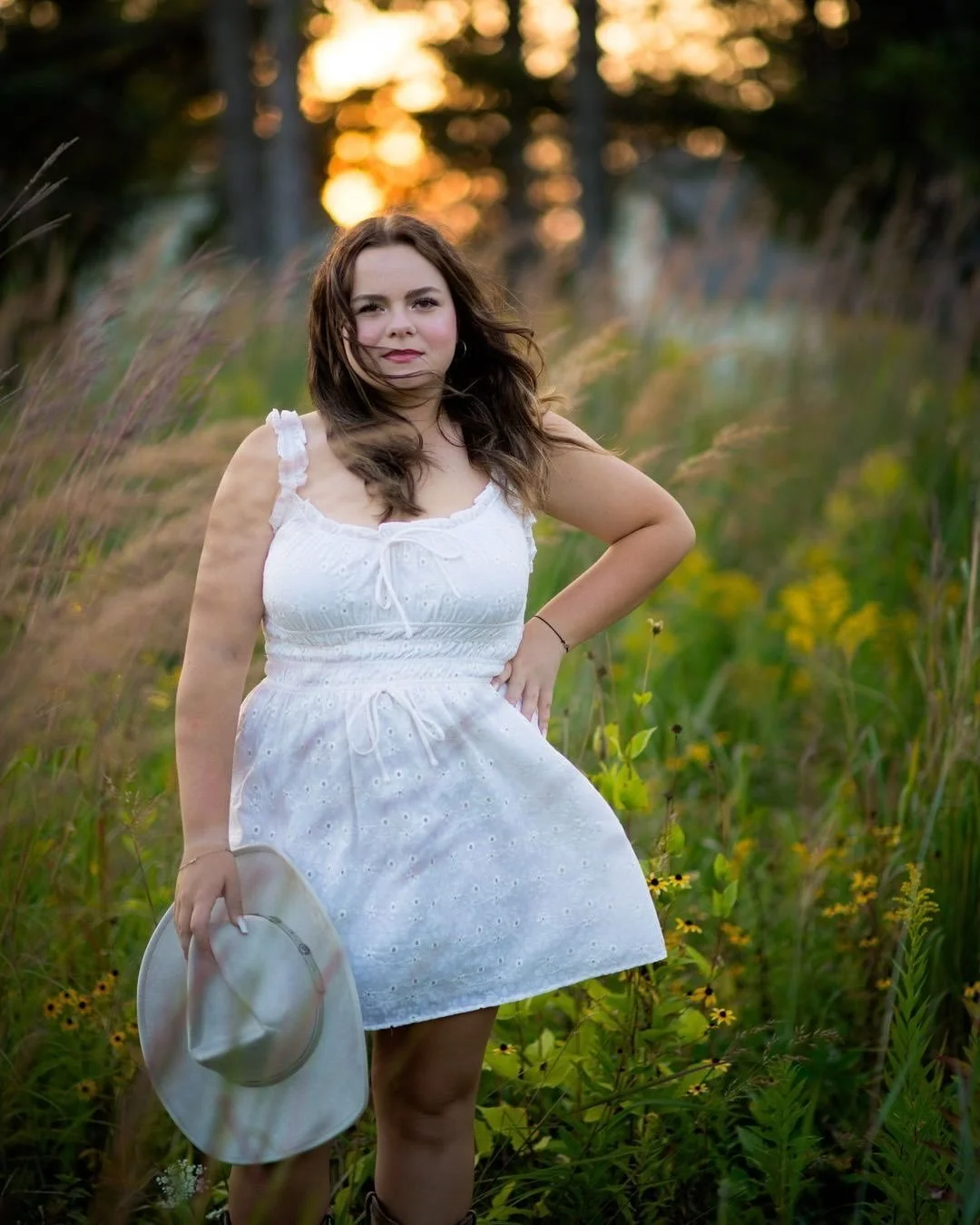 Sophia, in Virmond Park.🔥

#theseincredibleseniors #allaboutyou #seniorphotos #seniorportraits #seniorpictures #seniorphotographer #classof2026 #cedarburgphotographer #milwaukeephotographer