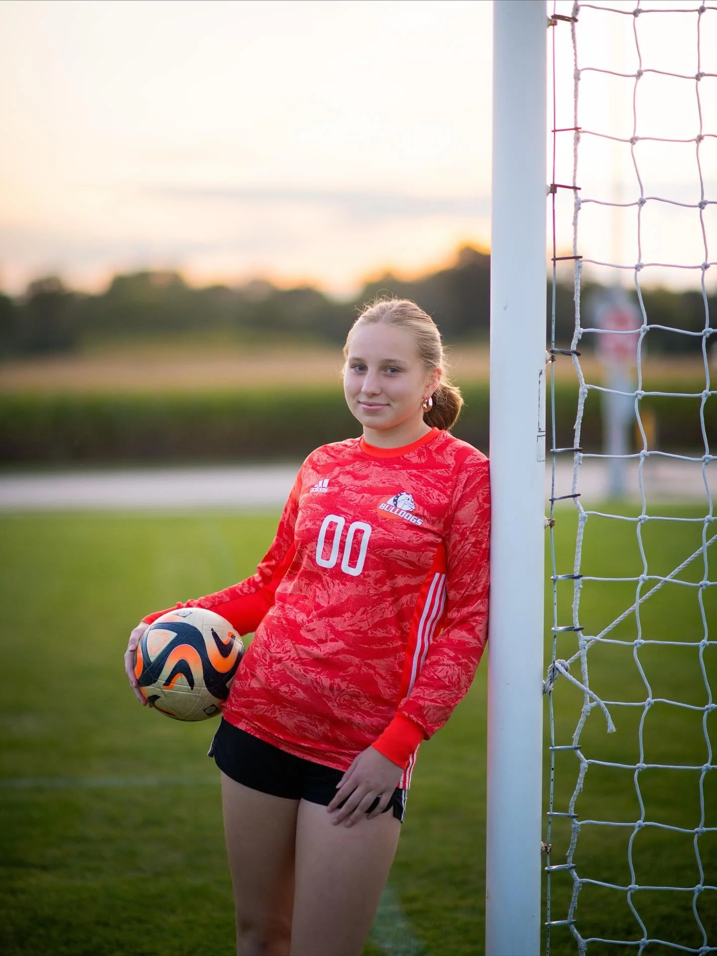 Mia, at Hidden Glen Golf Club and also in Cedarburg.

#theseincredibleseniors #allaboutyou #seniorphotos #seniorportraits #seniorpictures #seniorphotographer #classof2026 #cedarburgphotographer #milwaukeephotographer