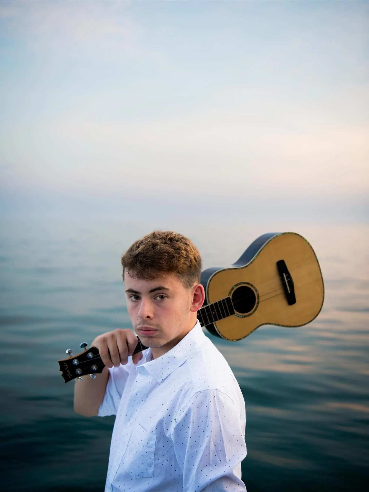 Matthew, in Port Washington, and on his boat.

#theseincredibleseniors #allaboutyou #seniorphotos #seniorportraits #seniorpictures #seniorphotographer #classof2026 #cedarburgphotographer #milwaukeephotographer