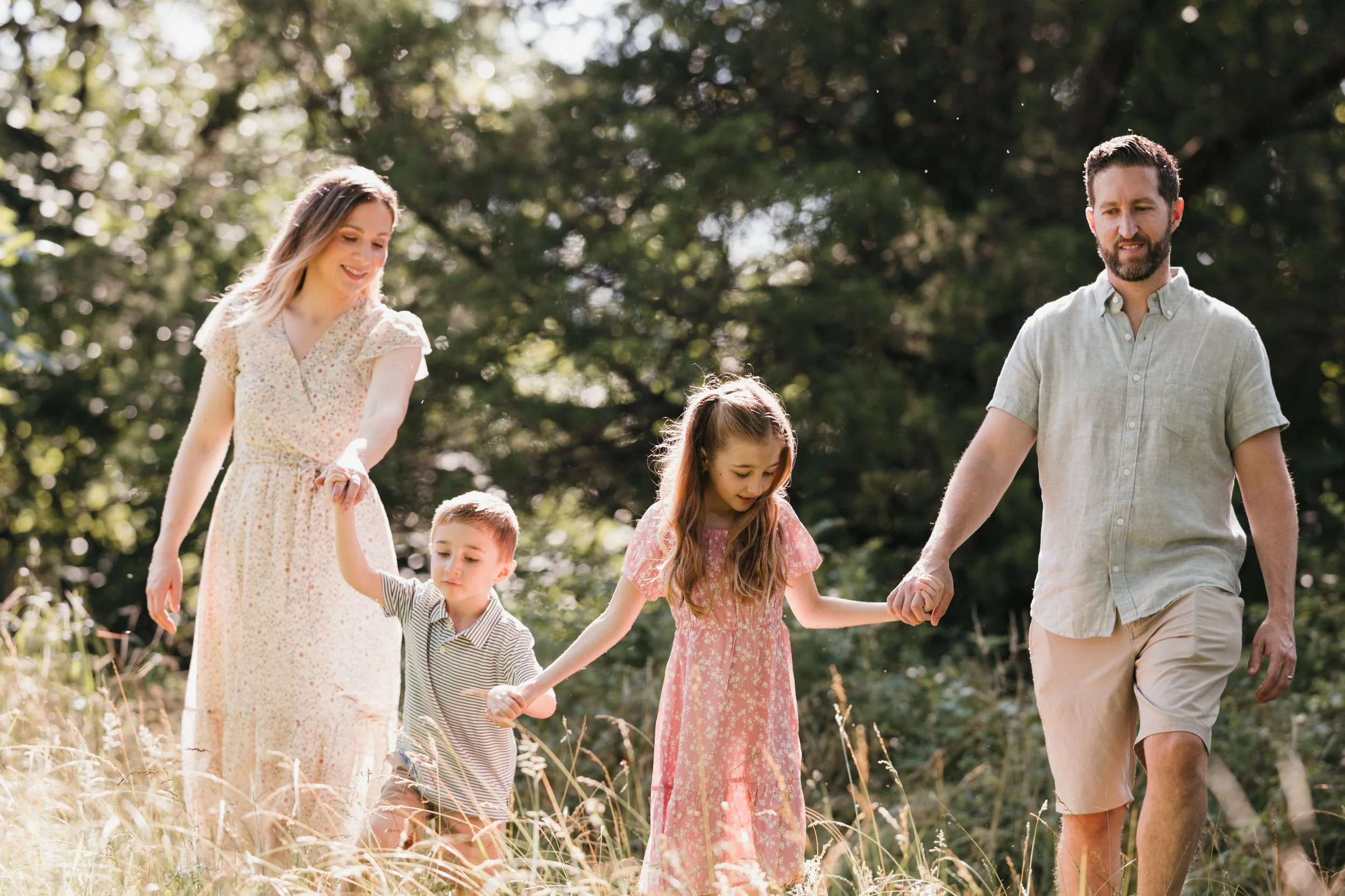 Family photography session at Manassas National Battlefield Park