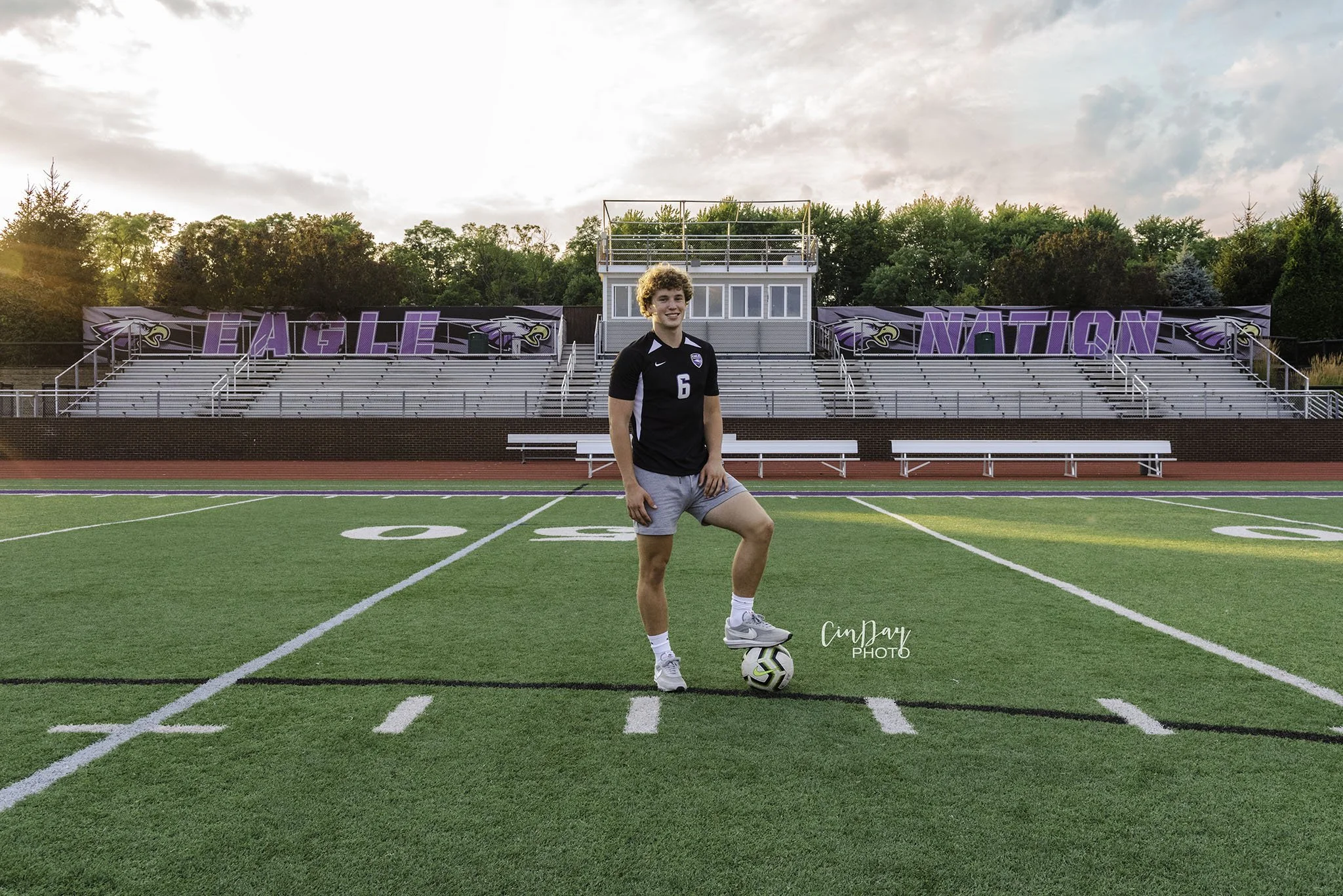 Cincinnati_senior_pictures_Photography_Mason_WestChesterOhio_sports_Lakota (38).jpg