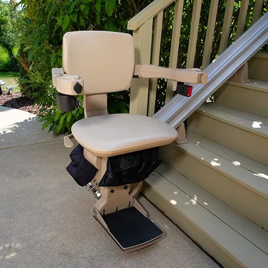 Bruno elite straight rail outdoor stair lift