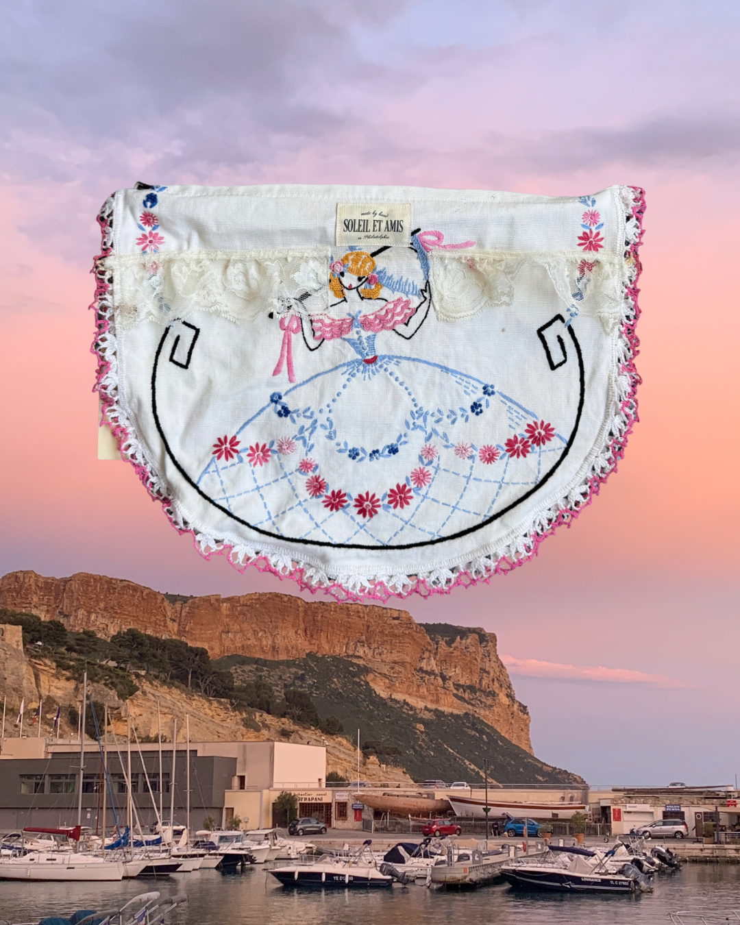 antibes pochette no 4 27 .png