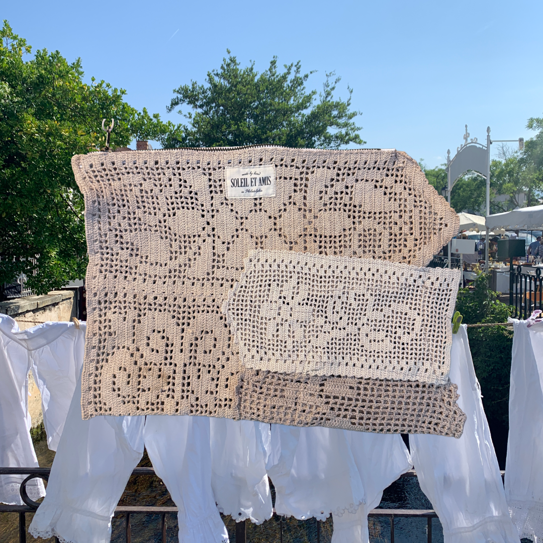 the Antibes Pochette [Beige Doily]