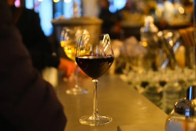 bistrot à vin Paris 7 proche Tour Eiffel