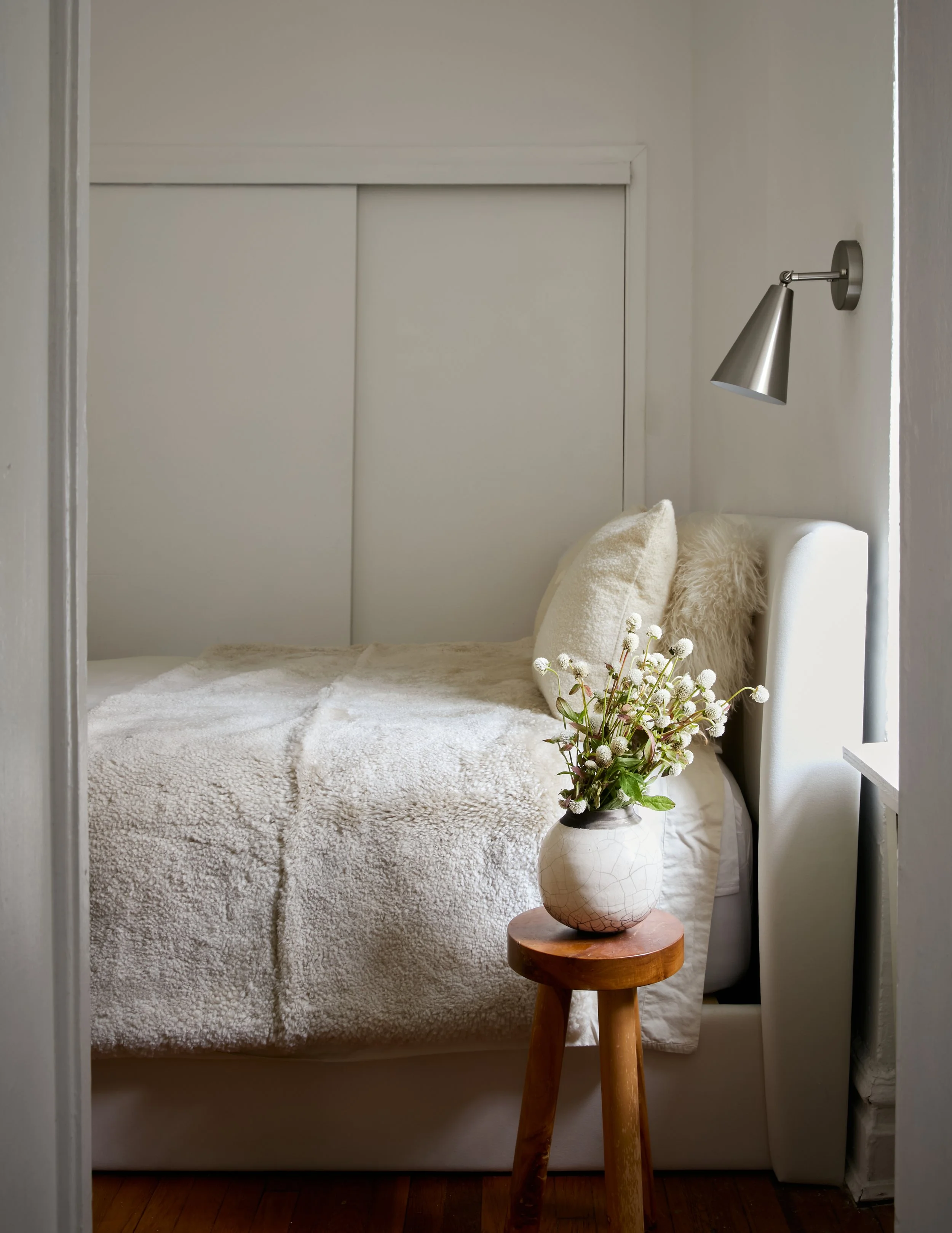 EFuerniss_SimoneClawton_E9th_2422 copy.jpg