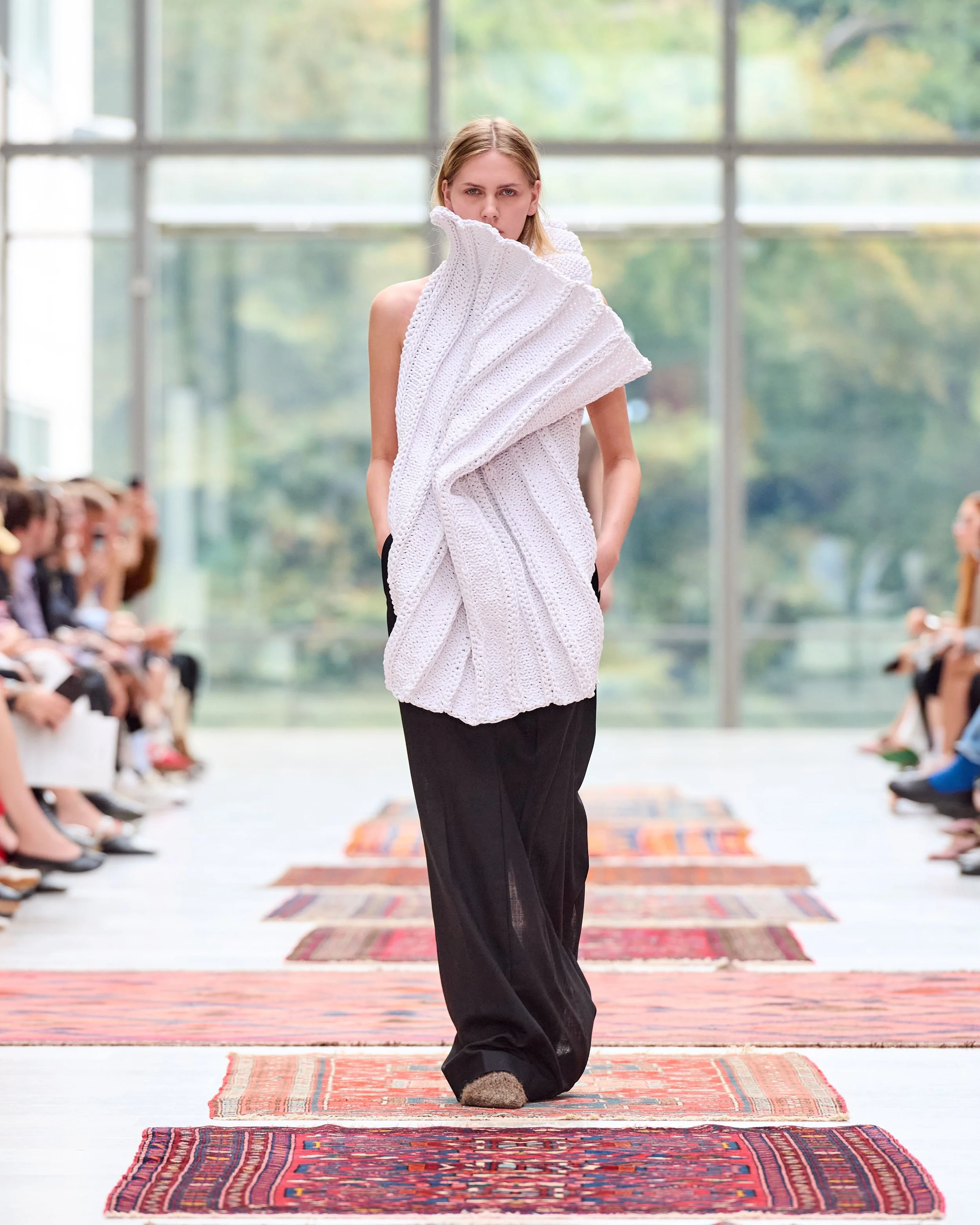 SS27-Copenhagen-Fashion-Week-Institution-Runway-4x5-James-Cochrane-14.jpg