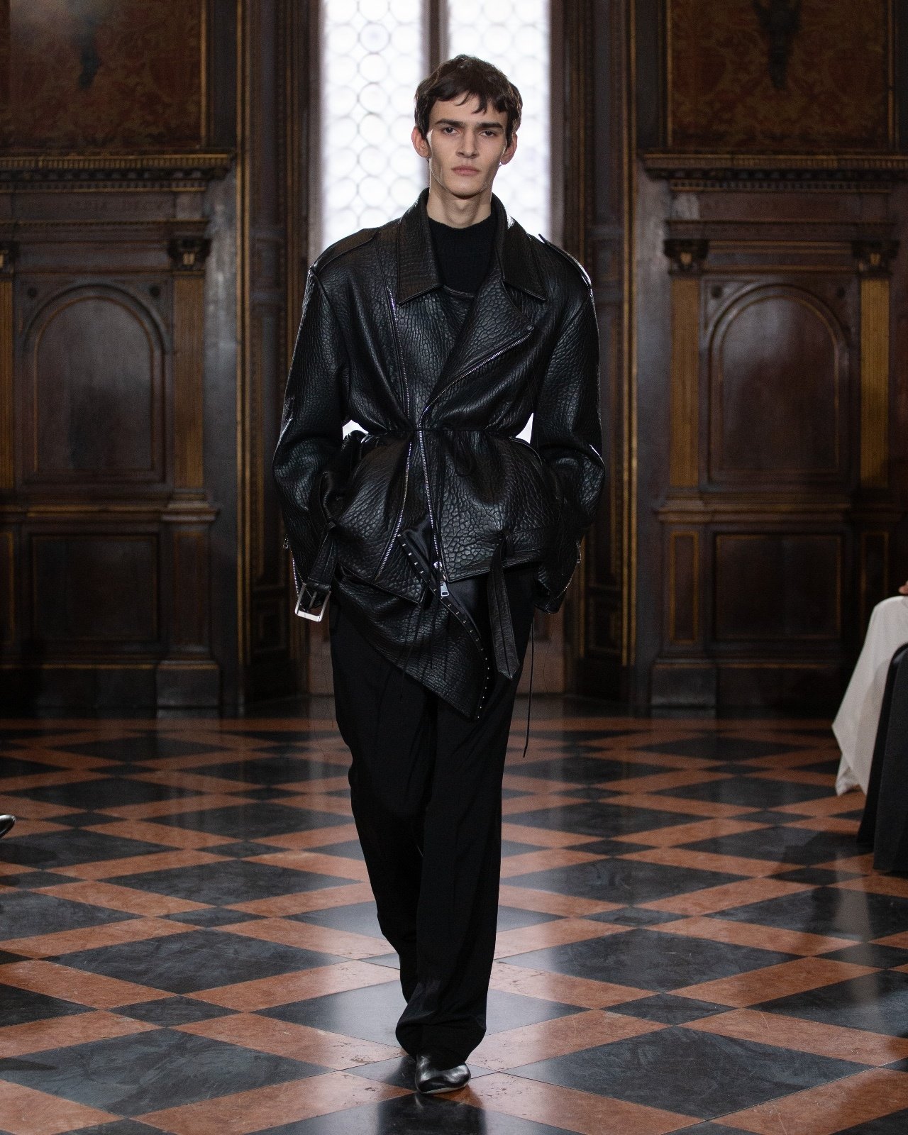 InstitutionbyGalibGassanoffFW25_4x5_Look04.jpg