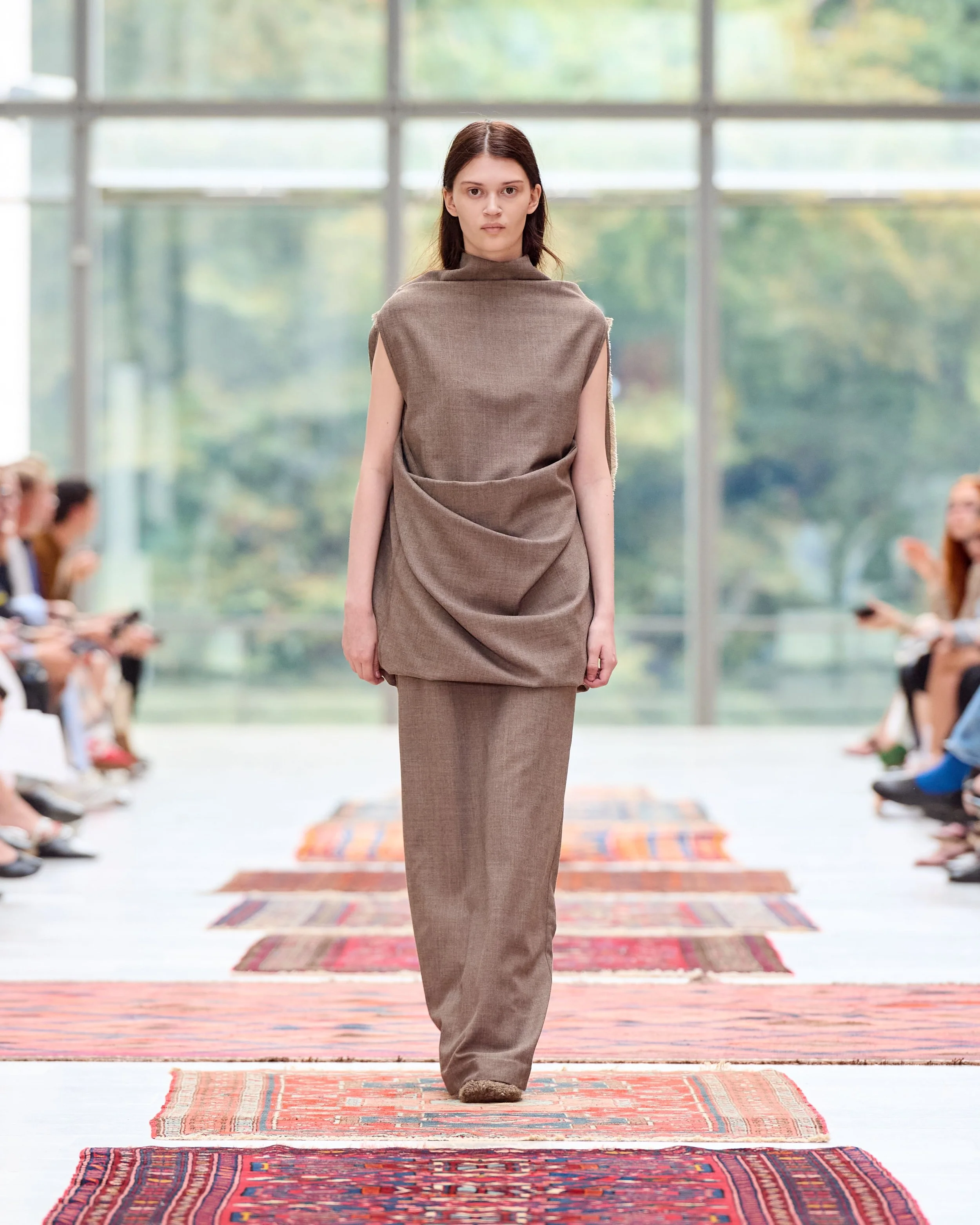 SS27-Copenhagen-Fashion-Week-Institution-Runway-4x5-James-Cochrane-15.jpg