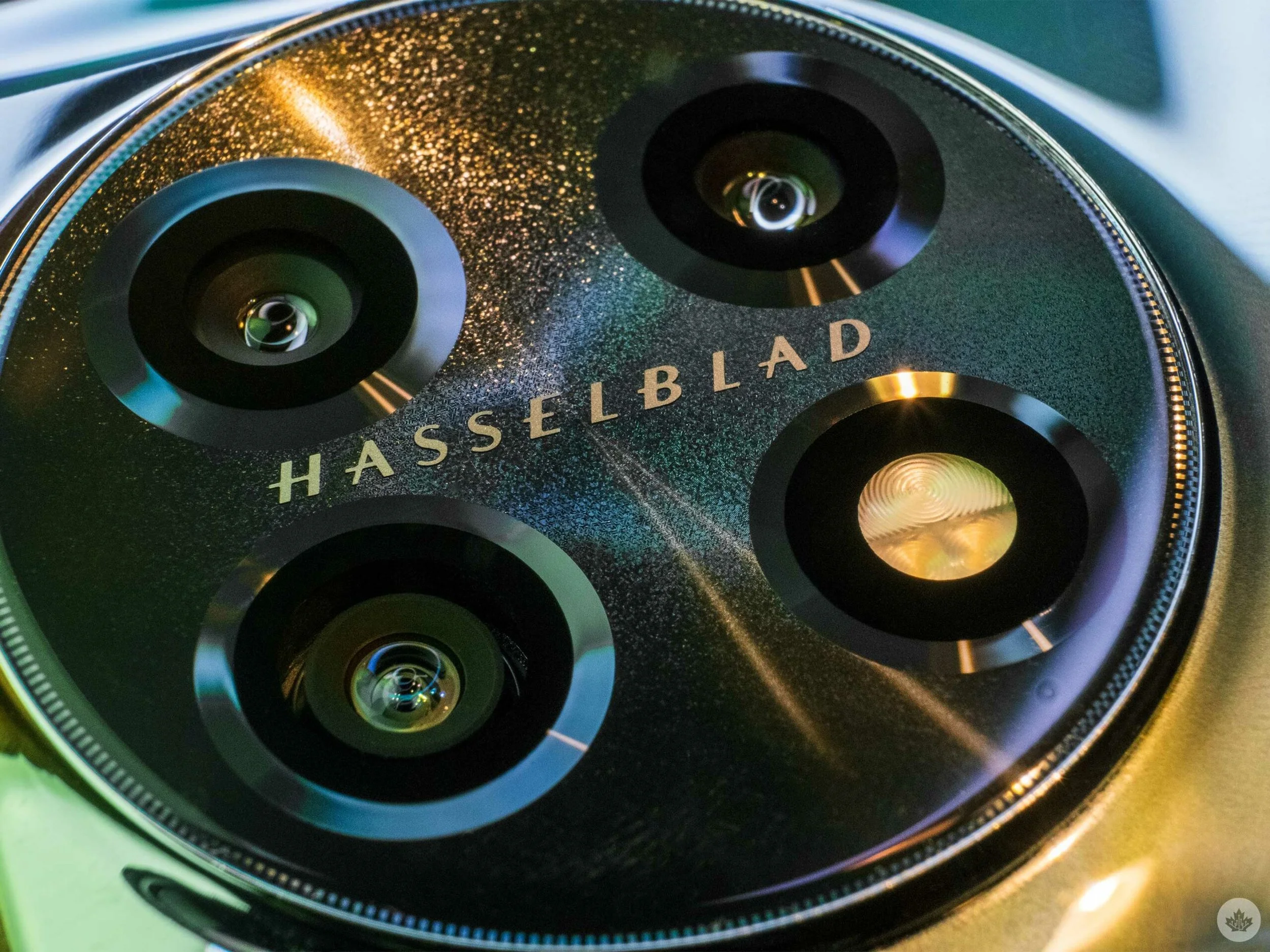 Oneplus-hasselblad-lens-scaled.jpg