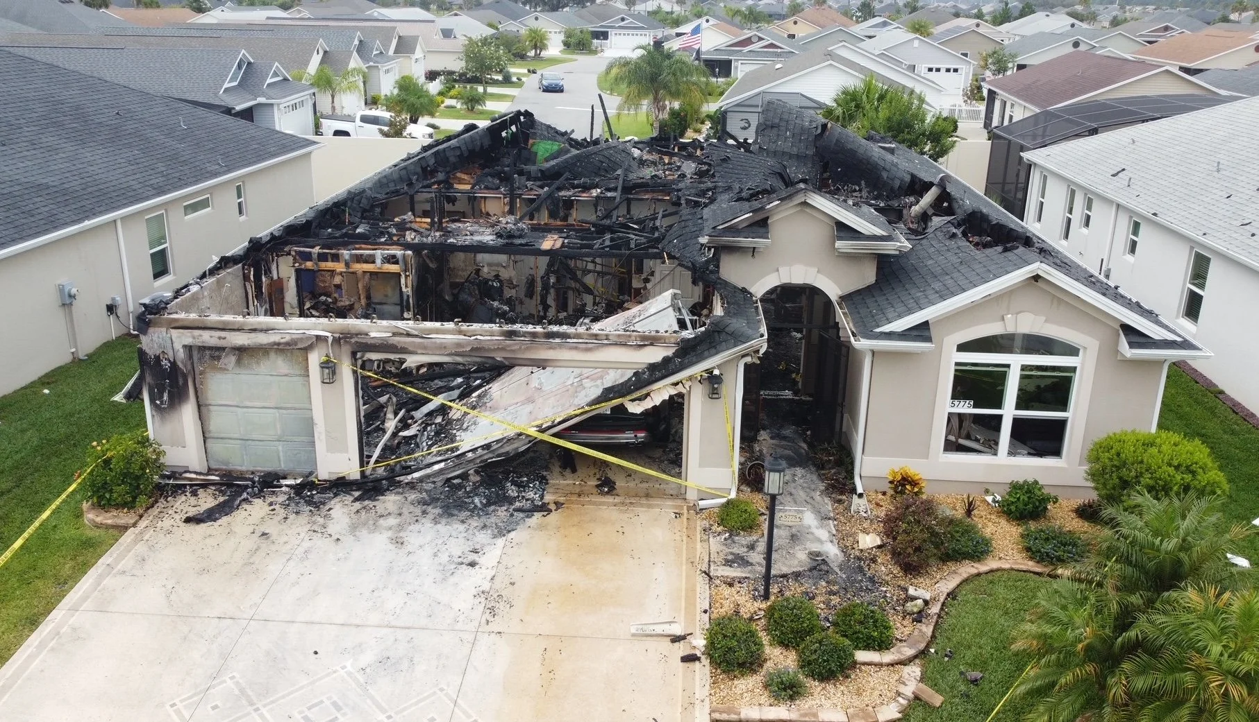 This-home-in-Linden-Isle-was-destroyed-after-an-apparent-lightning-strike.jpeg