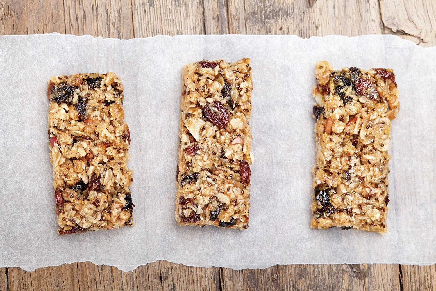 Almond &amp; Cranberry Granola Bars
