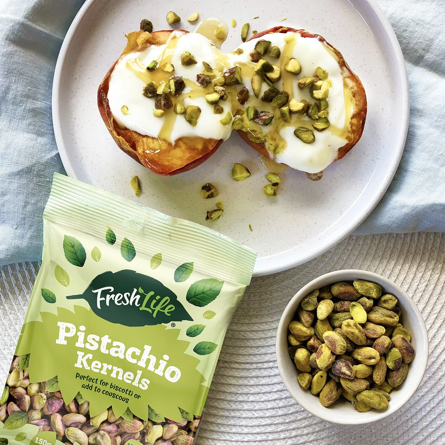 Grilled Peaches with Yoghurt &amp; Pistachios