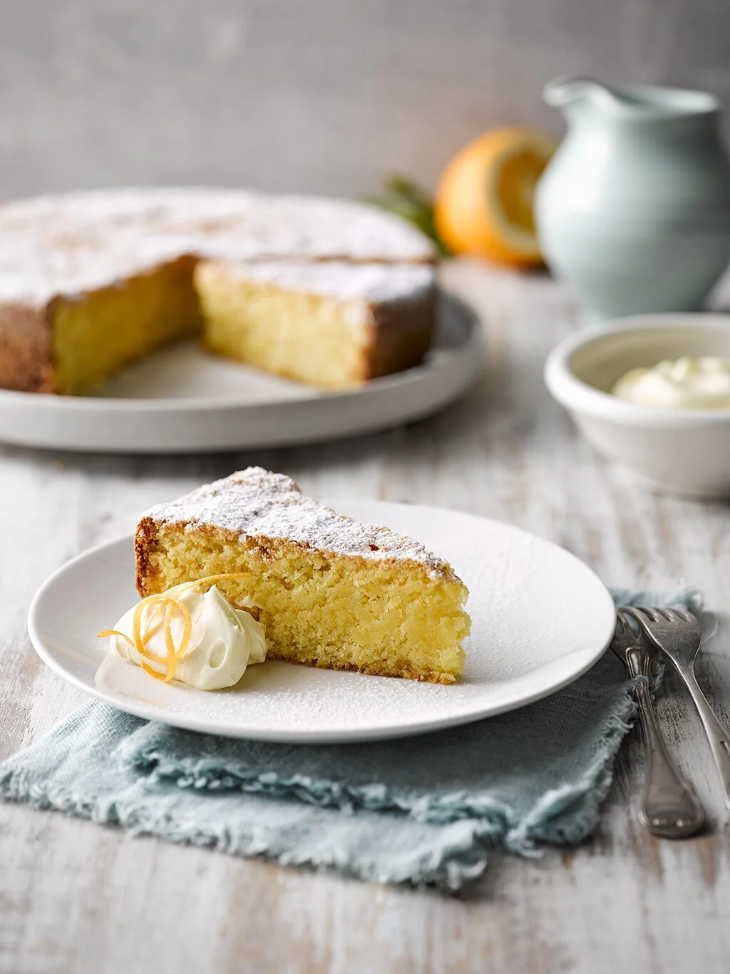 Almond, Lemon &amp; Cornmeal Cake