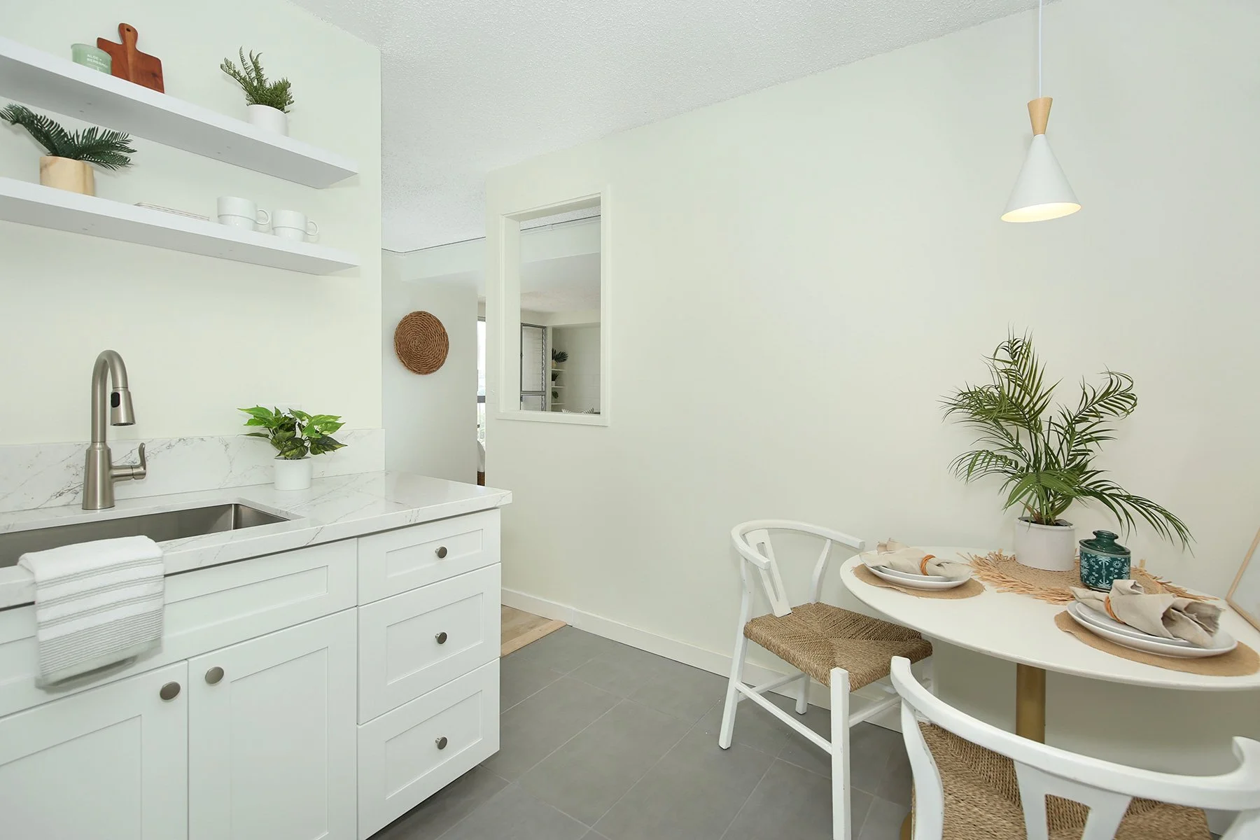 kitchen-3.jpg