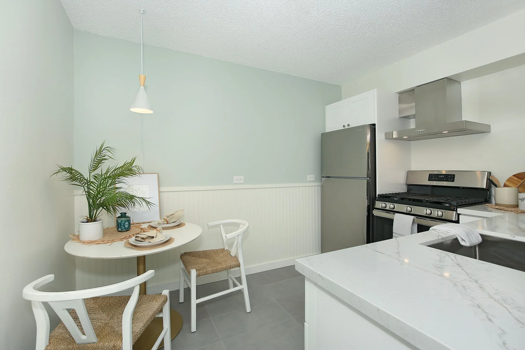 kitchen-1.jpg