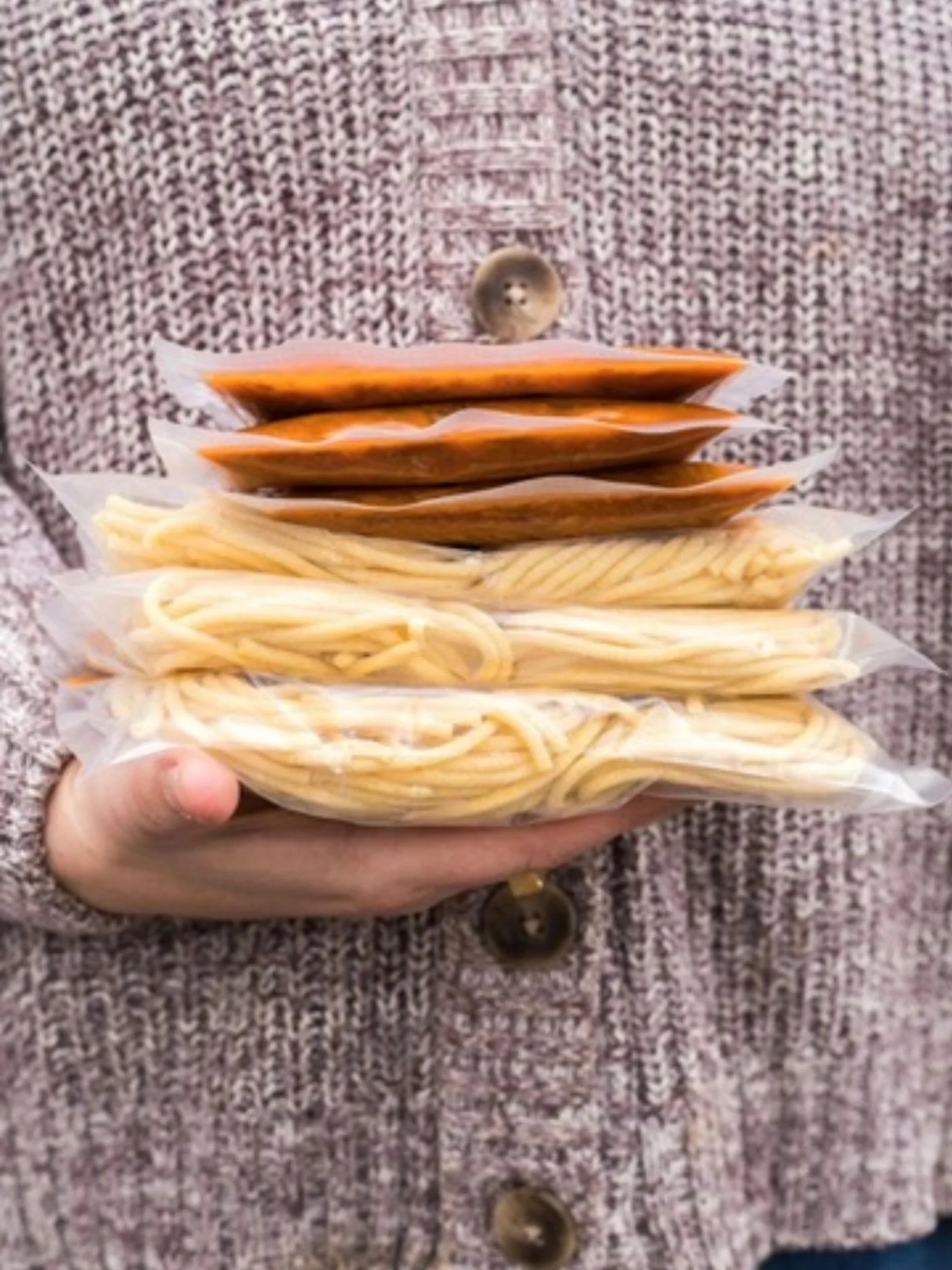 Fancy a bit of Italy in your kitchen this week?

@magnagatipasta take home packs available in store at Bunch 🍝