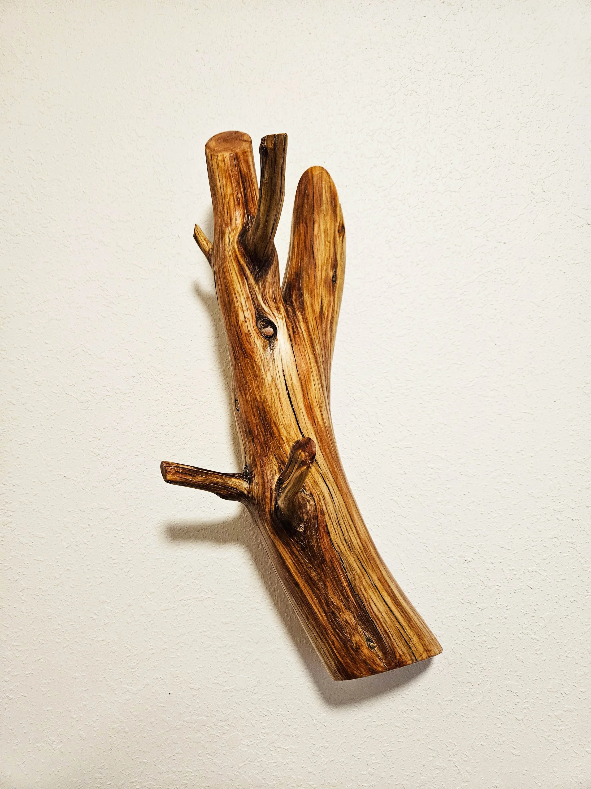 wall art rack.jpg