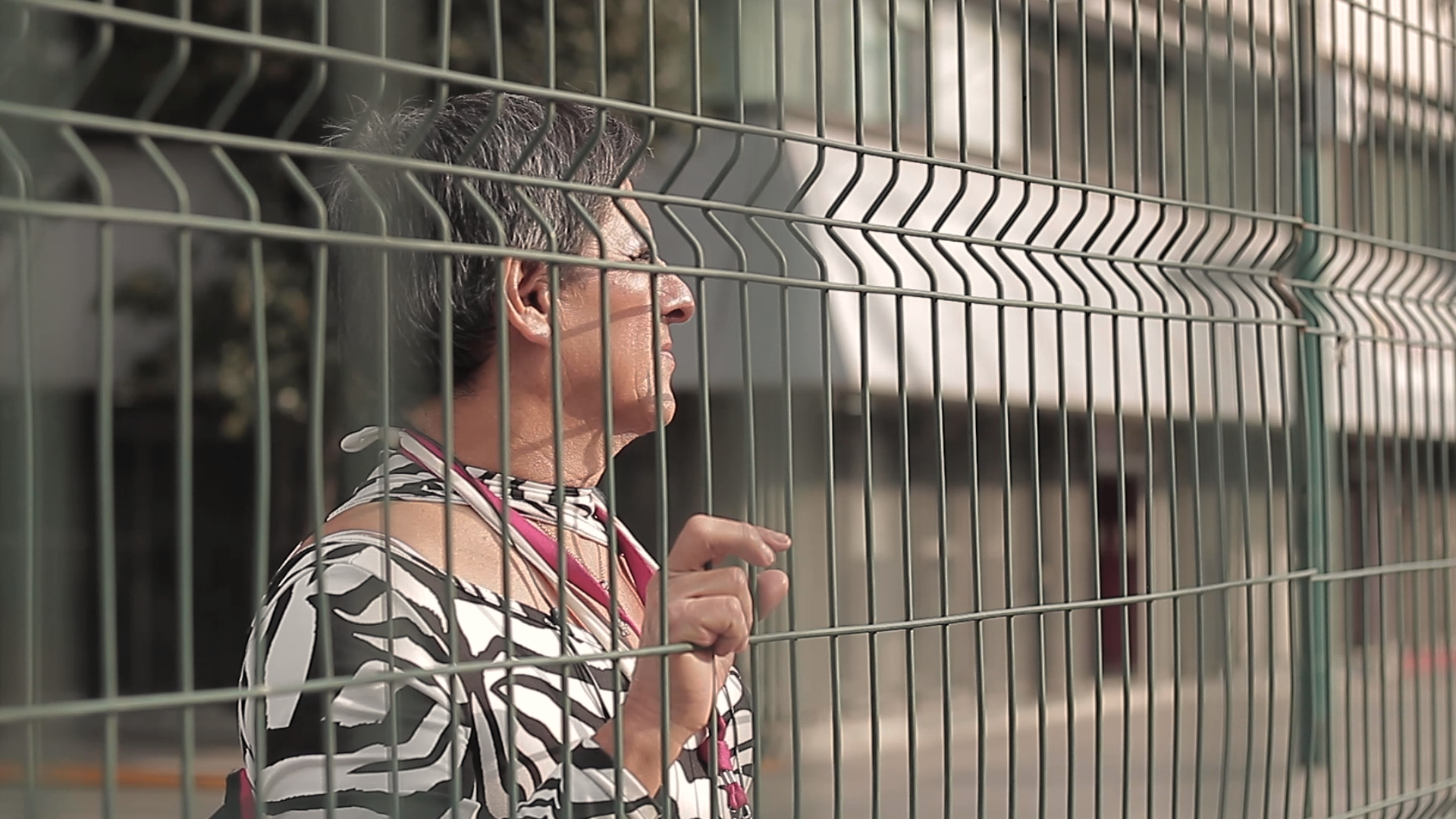 ENTRELABRUMA STILL 03.png