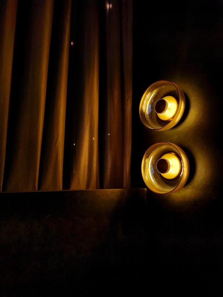 Wall lights at Doju restaurant
