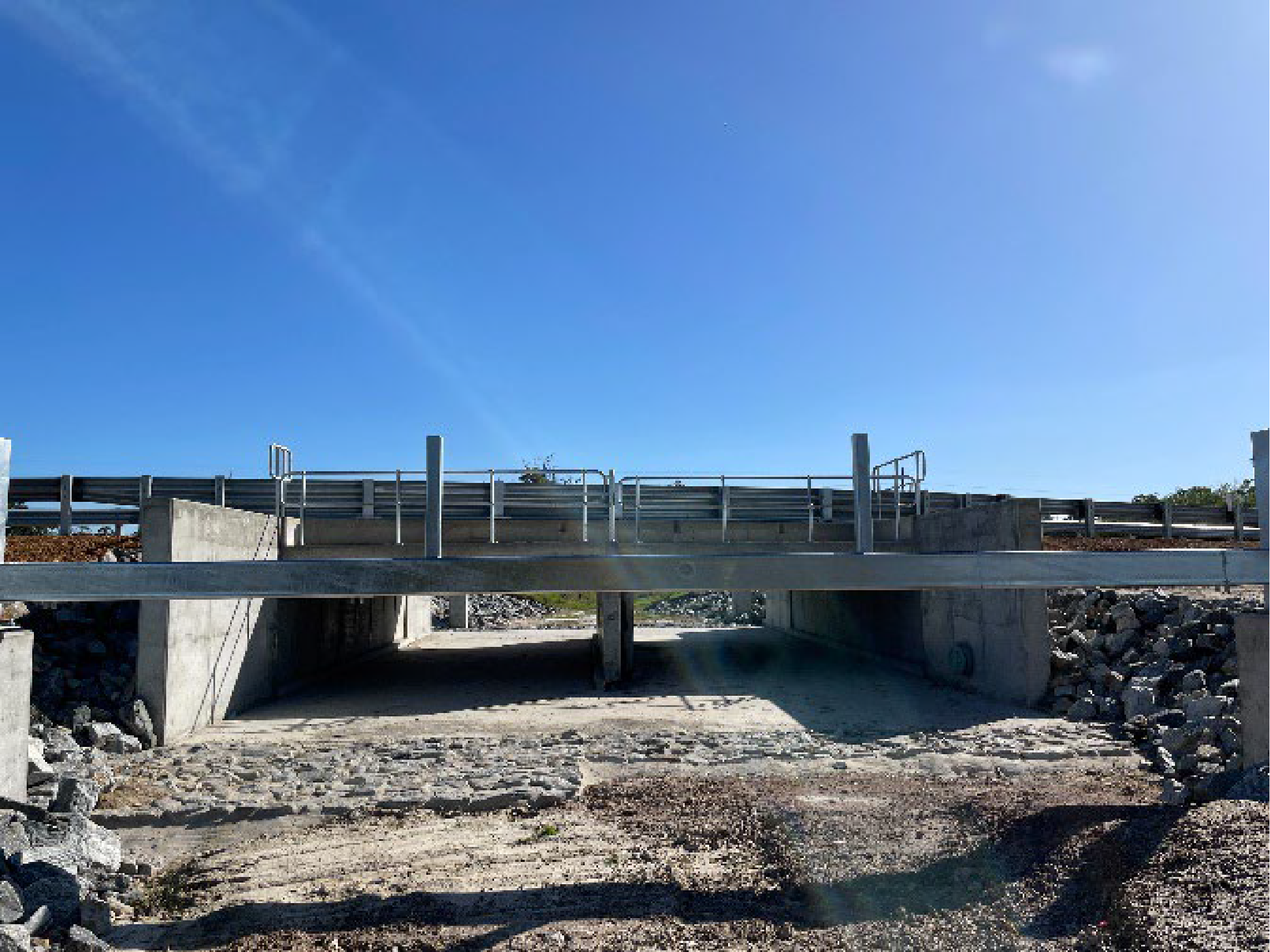 Formwork concrete construction Vasse Watercorp project
