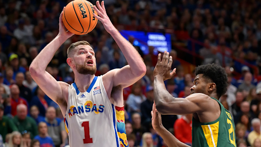 Kansas Survives Against Baylor to Win 18th Straight at Home