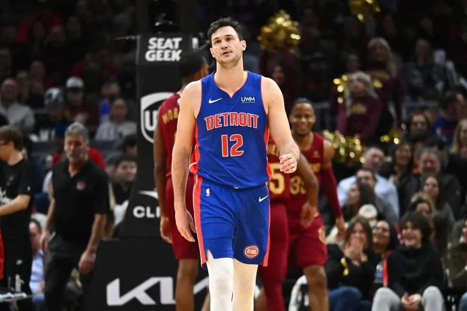 Bucks Sign Veteran Danilo Gallinari