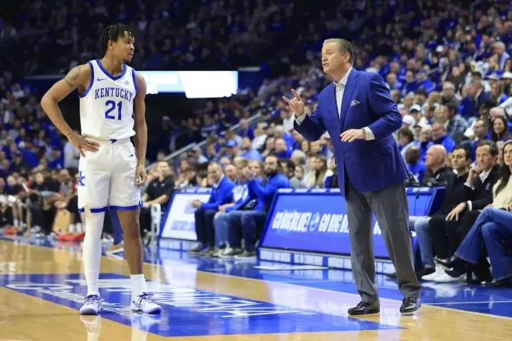 Kentucky Wins at Tennessee Despite Knecht’s 40-Point Performance&nbsp;