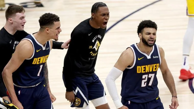 Murray’s Last-Second Shot Eliminates the Lakers from Playoff Contention&nbsp;&nbsp;
