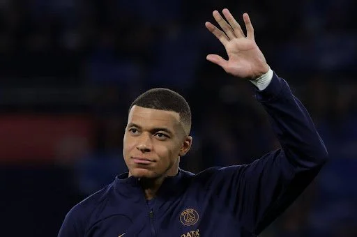Kylian Mbappé Leaves PSG