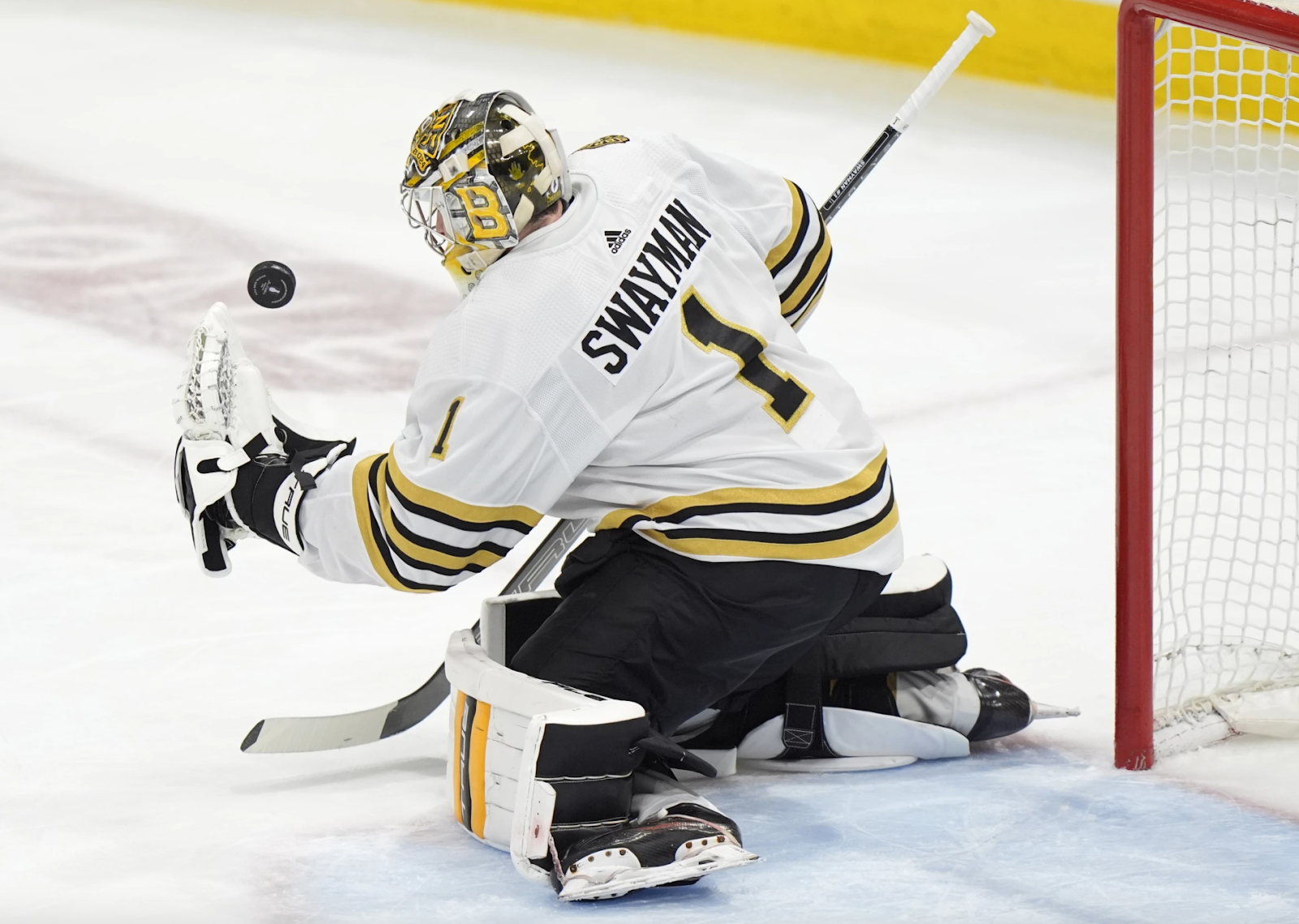Swayman Saves 28 Shots, Bruins Fight Off Elimination with Game Five Win