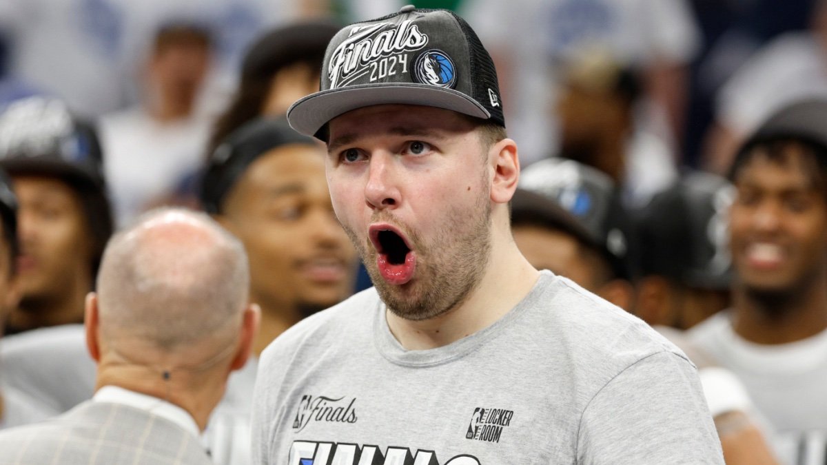 Mavericks Close Out Timberwolves with Dominant Win