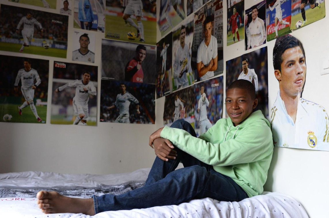 Real Madrid Clinches Signing of French Star Kylian Mbappé After Prolonged Pursuit