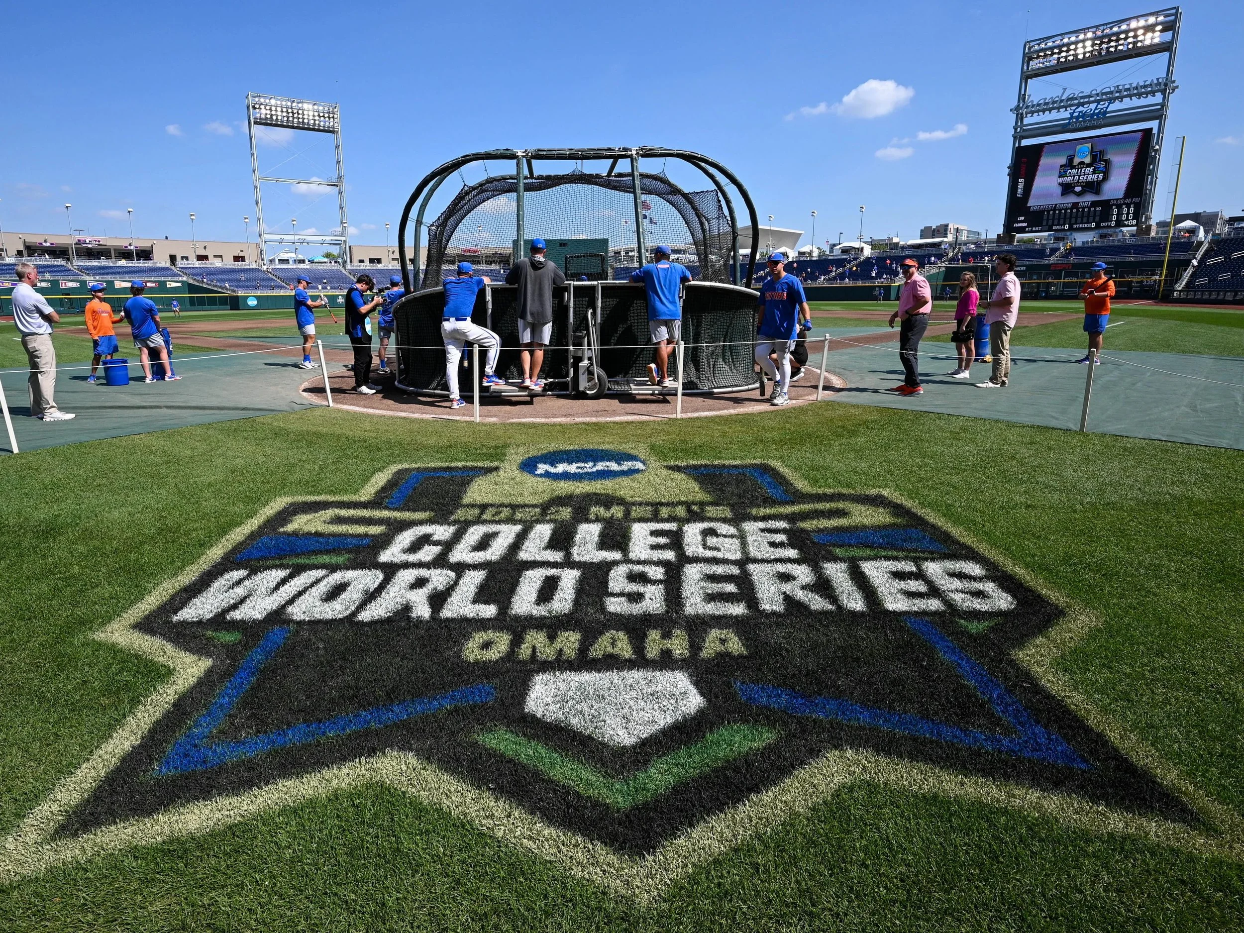 Texas A&amp;M, Tennessee Set to Play In College World Series Final
